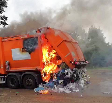 VID-20201014-WA0031 Moment VID-20201014-WA0031 Moment